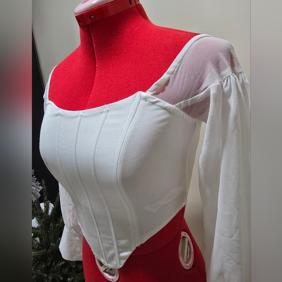 PrettyLittleThing White Corset Blouse - Picture 2 of 4